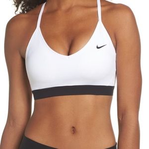 Nike Indy Sportsbra